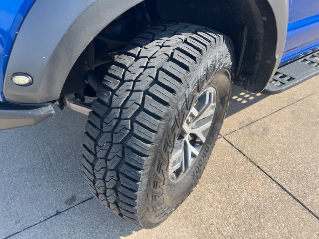 Used 2018 Ford F150 Raptor w/ Equipment Group 802A Luxury AWD/4WD image 14