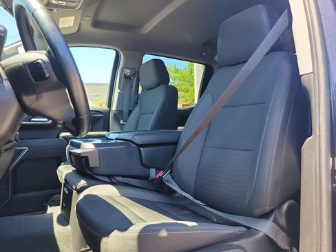 Used 2023 Chevrolet Silverado 1500 RST AWD/4WD image 18