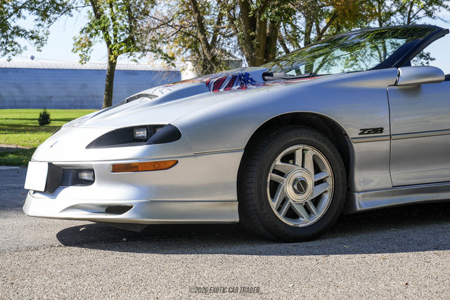 Used 1995 Chevrolet Camaro Z28 RWD image 78