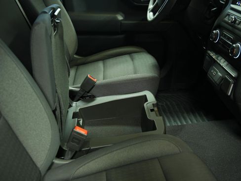 Used 2024 Chevrolet Silverado 1500 Custom AWD/4WD image 18