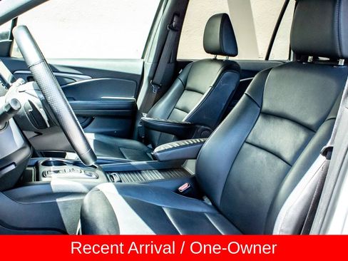 Used 2023 Honda Passport EX-L image 12