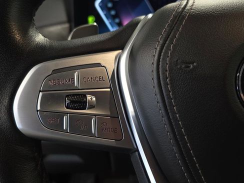 Used 2023 BMW X7 xDrive40i w/ Premium Package image 14