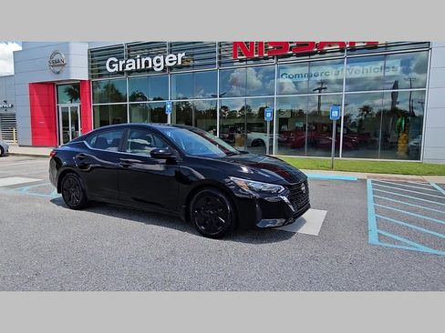 Used 2025 Nissan Sentra S image 34