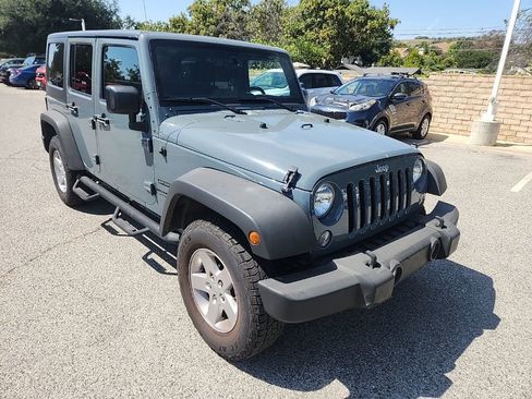 Used 2015 Jeep Wrangler Unlimited Sport w/ Quick Order Package 24S AWD/4WD image 7