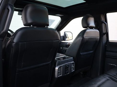 Used 2015 Ford F150 Platinum w/ Equipment Group 701A Luxury image 16