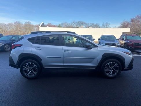 Used 2024 Subaru Crosstrek 2.0i Premium image 4