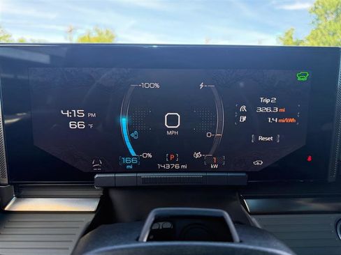 Used 2025 GMC Hummer EV 3X AWD/4WD image 38