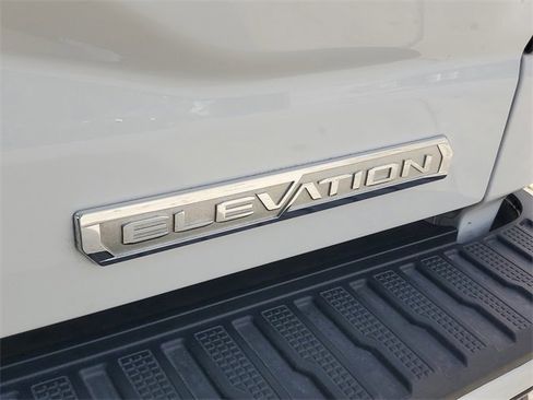 Certified 2025 GMC Sierra 1500 Elevation image 8
