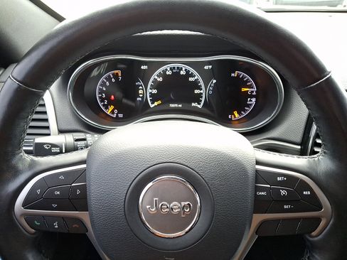 Used 2020 Jeep Grand Cherokee Altitude image 20