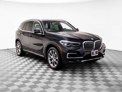 Used 2023 BMW X5 xDrive40i w/ Premium Package image 7
