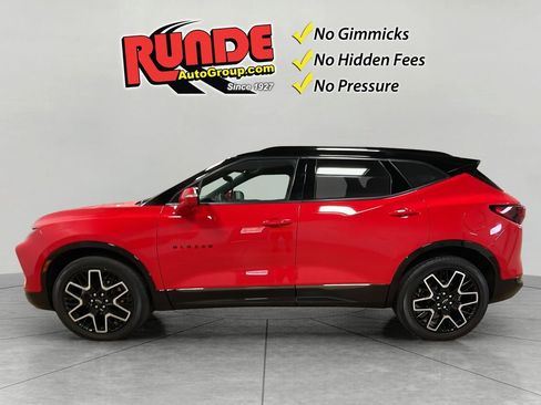 Used 2024 Chevrolet Blazer RS w/ Driver Confidence II Package AWD/4WD image 3