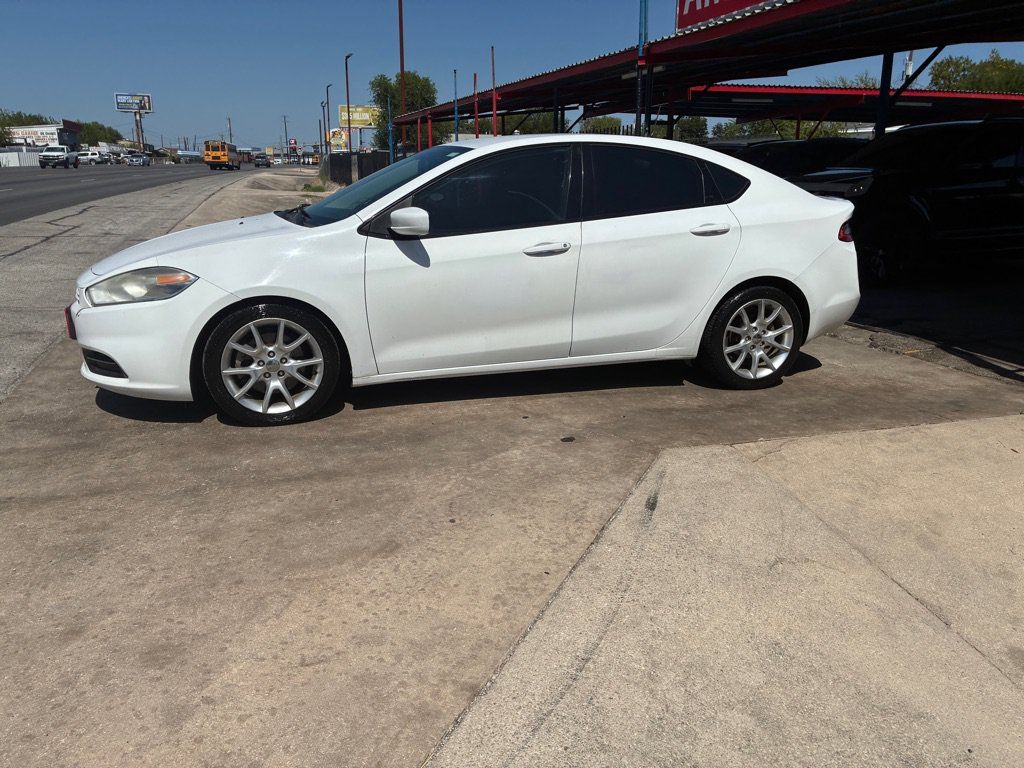 Used 2013 Dodge Dart SXT w/ Popular Equipment Group FWD image 3