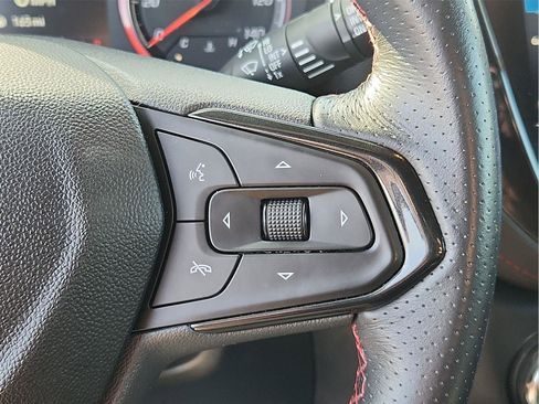 Used 2021 Chevrolet TrailBlazer RS w/ Technology Package image 21