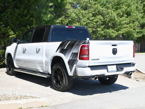 Used 2022 RAM 1500 Laramie w/ Sport Appearance Package AWD/4WD image 5