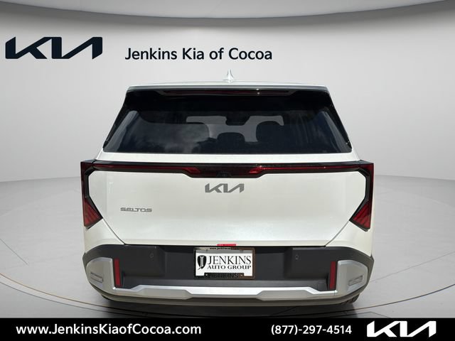 Certified 2027 Kia Seltos LX FWD image 6