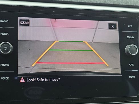 Certified 2023 Volkswagen Atlas SE image 24