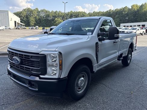 New 2026 Ford F350 XL w/ XL Driver Assist Package RWD image 3
