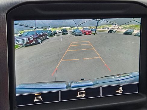 Used 2021 GMC Sierra 1500 SLT RWD image 17