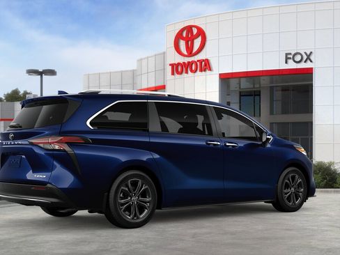 New 2026 Toyota Sienna Platinum AWD/4WD image 19