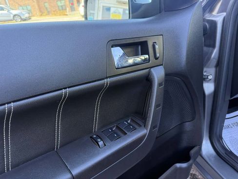 Used 2011 Ford Focus SEL w/ 301A Rapid Spec Order Code image 20