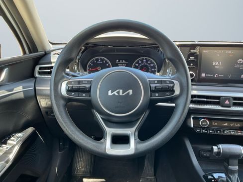 Used 2024 Kia K5 LXS FWD image 11