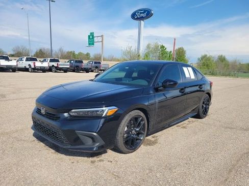 Used 2023 Honda Civic Sport image 15