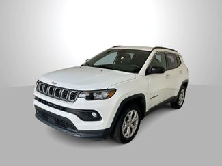 Used 2024 Jeep Compass Latitude AWD/4WD video 1