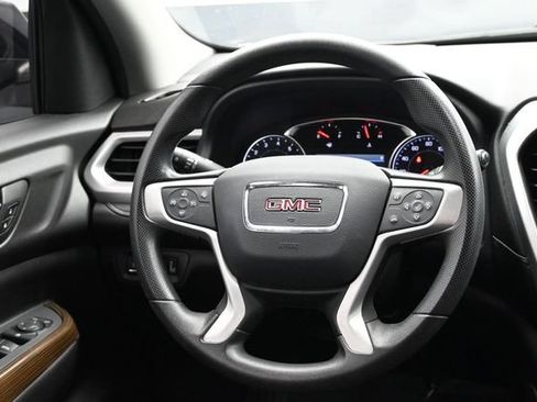 Used 2023 GMC Acadia SLE w/ Driver Convenience Package FWD image 10