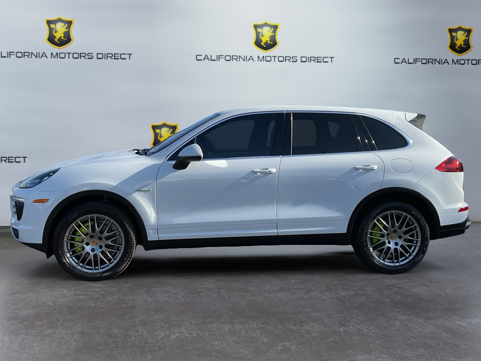 Used 2016 Porsche Cayenne S AWD/4WD image 8