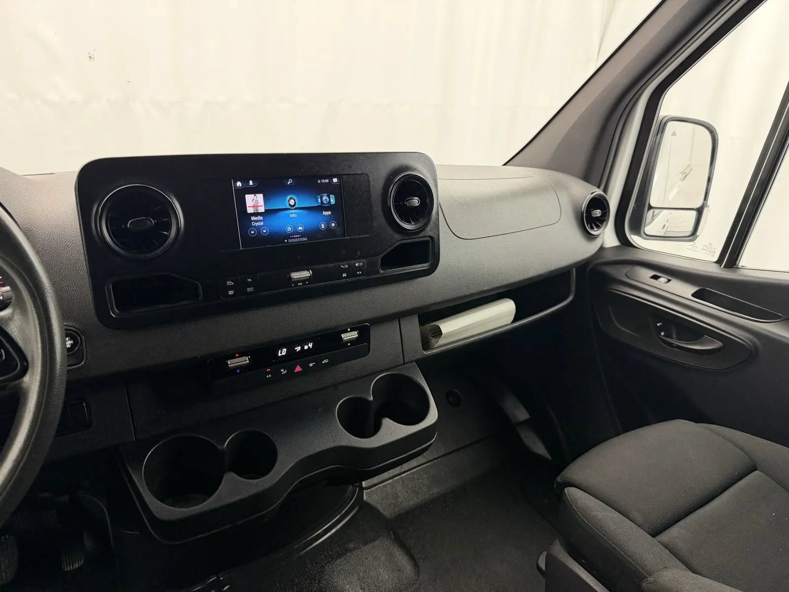 Used 2019 Mercedes-Benz Sprinter 2500 image 19