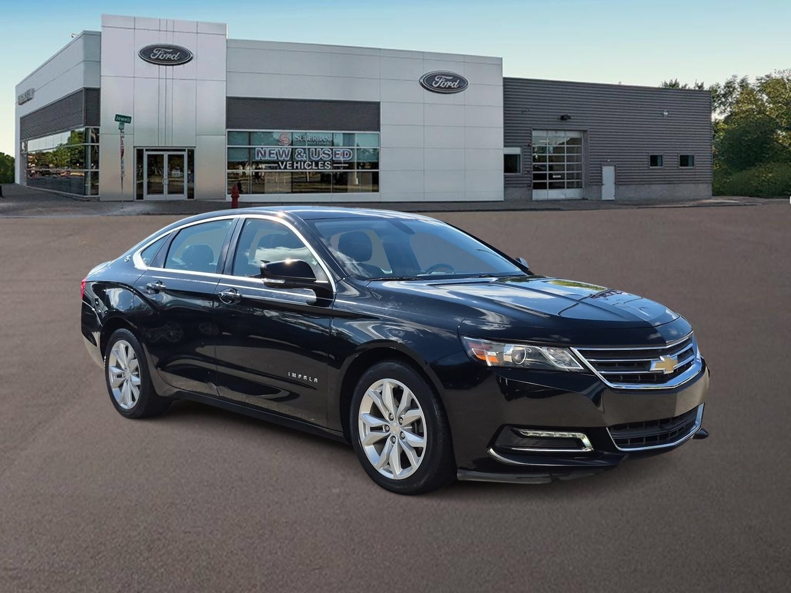 Used 2018 Chevrolet Impala LT FWD image 2