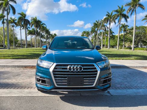 Used 2019 Audi Q7 3.0T Prestige AWD/4WD image 2