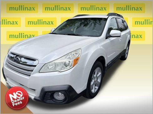 Used 2014 Subaru Outback 2.5i Premium AWD/4WD image 1