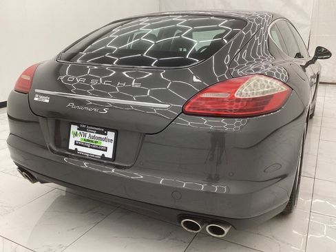 Used 2013 Porsche Panamera S image 8