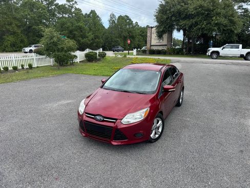 Used 2013 Ford Focus SE FWD image 29