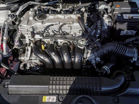 Used 2021 Toyota Corolla LE w/ Carpet Mat Package (TMS) image 25