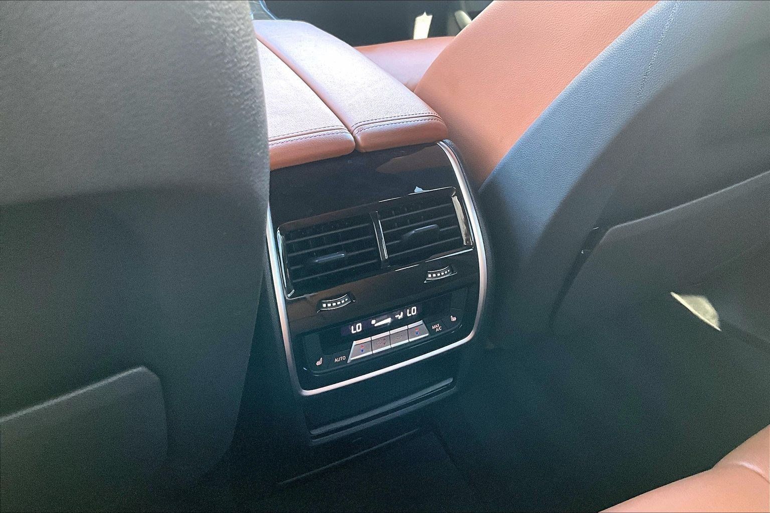 Used 2019 BMW X5 xDrive40i w/ Convenience Package AWD/4WD image 23