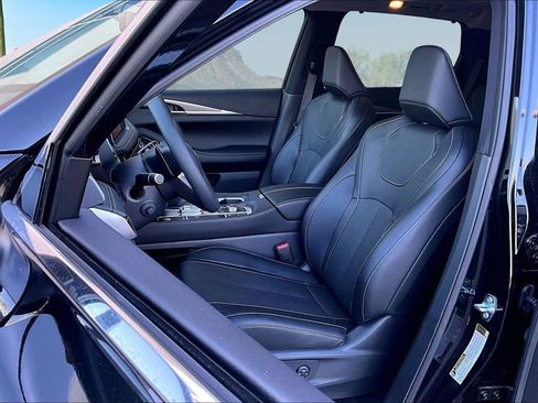 Used 2025 INFINITI QX60 Luxe image 25