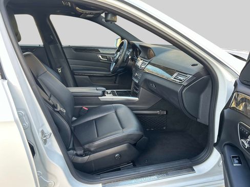 Used 2016 Mercedes-Benz E 350 Sedan image 18