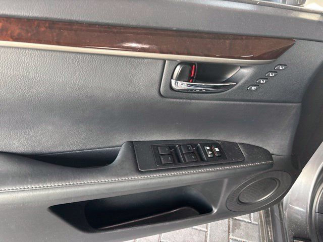 Used 2014 Lexus ES 350 w/ Luxury Package FWD image 7