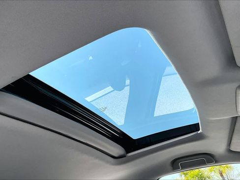 Used 2023 Honda Ridgeline RTL-E image 14