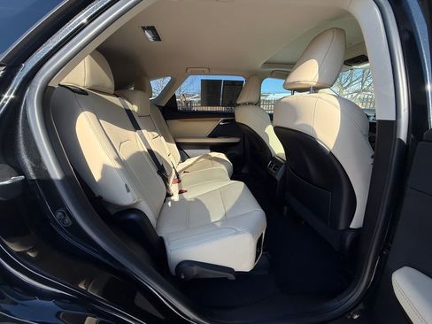 Used 2022 Lexus RX 350L FWD w/ Premium Package image 15