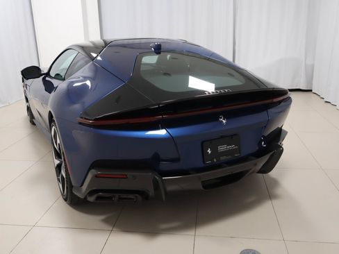 Used 2025 Ferrari 12Cilindri RWD image 38
