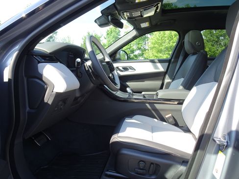 New 2026 Land Rover Range Rover Velar Belgravia AWD/4WD image 2