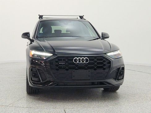 Used 2023 Audi Q5 e Prestige w/ Prestige Package AWD/4WD image 2