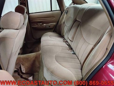 Used 1995 Ford Crown Victoria RWD image 13
