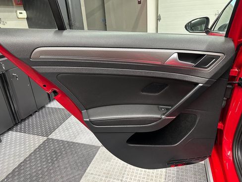 Used 2017 Volkswagen Golf Alltrack SEL image 18