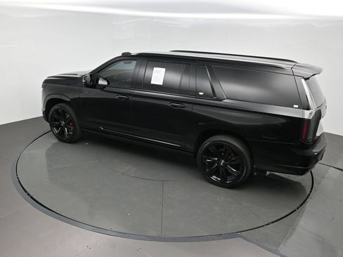 Used 2025 Cadillac Escalade ESV Sport w/ Touring Package AWD/4WD image 45