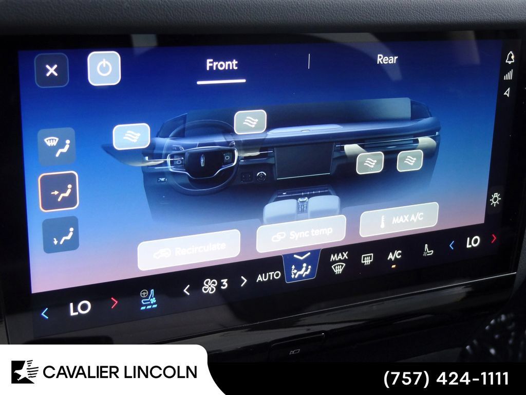 Used 2026 Lincoln Navigator L Premier AWD/4WD image 37
