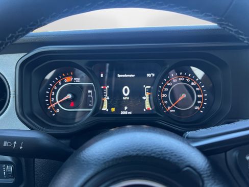 Used 2026 Jeep Wrangler Unlimited Sport AWD/4WD image 14